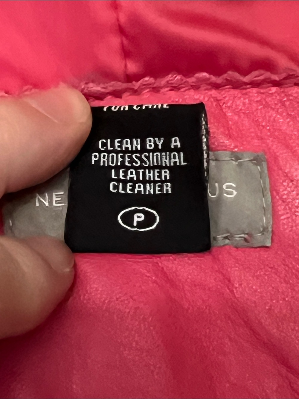 Vintage Neiman Marcus Hot Pink Leather Moto Jacket - Picture 6 of 6